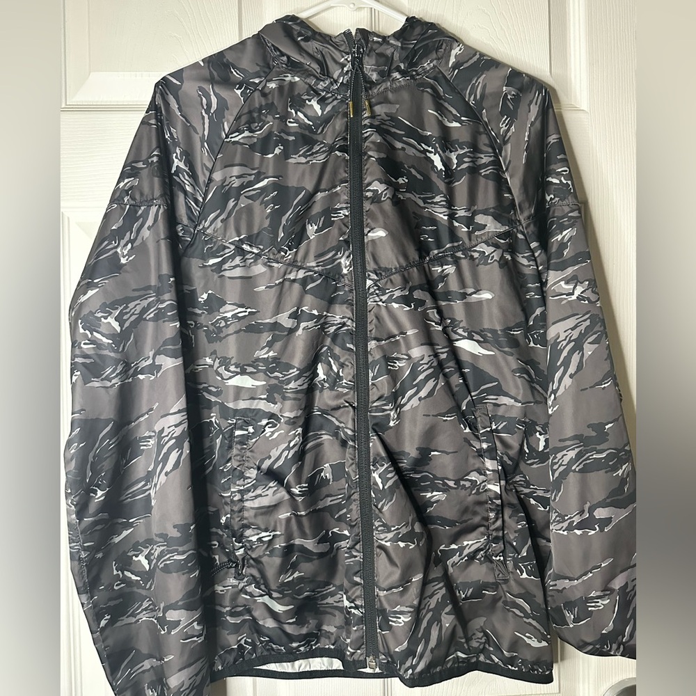 Nike Camo Windbreaker